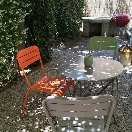 Frühstückspension La Petite Tour